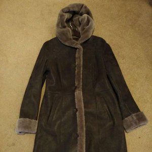 DANIER LEATHER - NEW long brown sheepskin shearling coat, never worn, size M